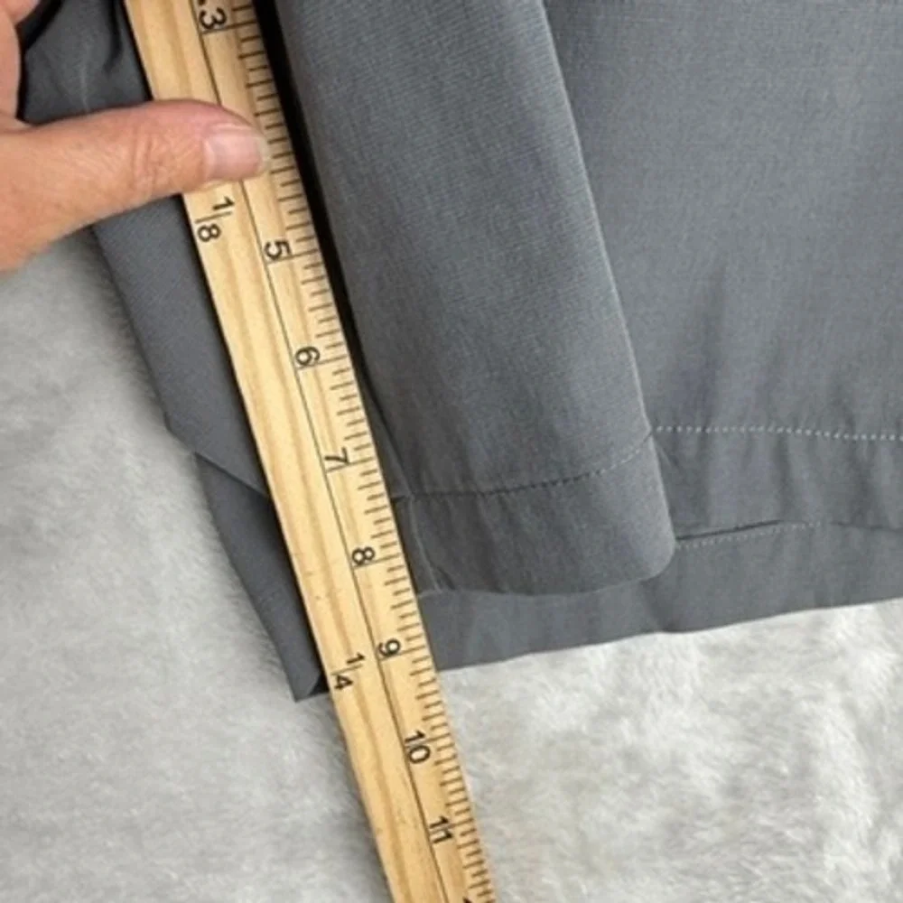 Banana Republic Core Temp Grey Performance Shorts Mens 40 Elastic Back Golf‎